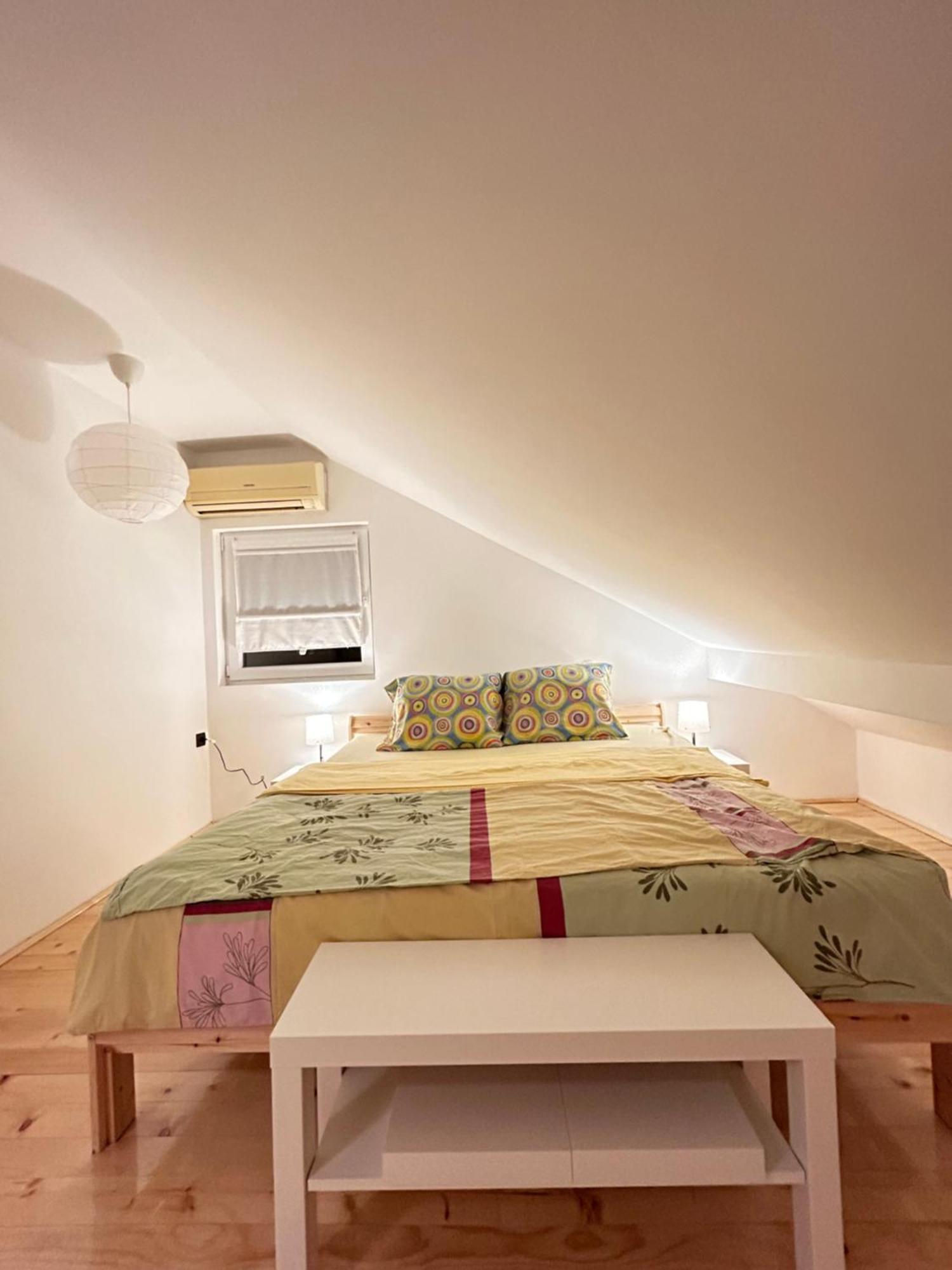 Nest Zen Garden Apartment โนวีซาด ภายนอก รูปภาพ